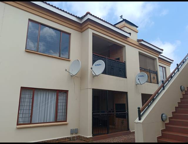 2 BEDROOM APARTMENT RENTED IN KENLEAF